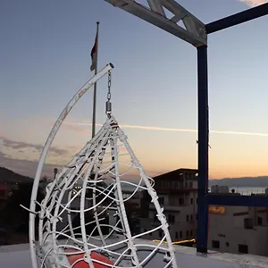 فندق Golden View, العقبة